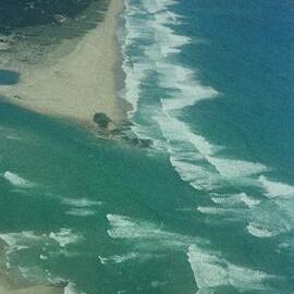 Aerial view, Maroochy River mouth and Bar, Maroochydore,  21 February 2005