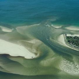 Aerial view, Noosa River mouth and Bar, Noosa Heads, 23 April 2005