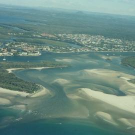 Aerial view, Noosa River mouth and Bar, Noosa Heads, 23 April 2005