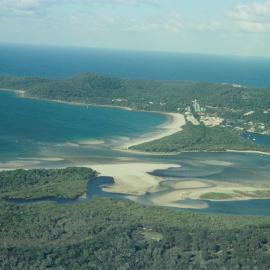 Aerial view, Noosa River mouth and Bar, Noosa Heads, 23 April 2005