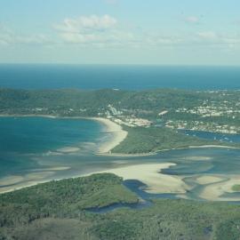 Aerial view, Noosa River mouth and Bar, Noosa Heads, 23 April 2005