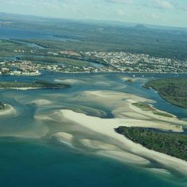 Aerial view, Noosa River mouth and Bar, Noosa Heads, 23 April 2005