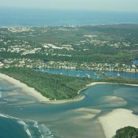 Aerial view, Noosa River mouth and Bar, Noosa Heads, 25 May 2005