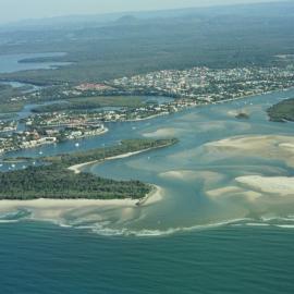 Aerial view, Noosa River mouth and Bar, Noosa Heads, 25 May 2005