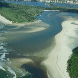 Aerial view, Noosa River mouth and Bar, Noosa Heads, 26 April 2005