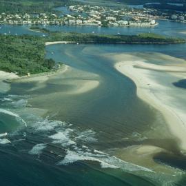 Aerial view, Noosa River mouth and Bar, Noosa Heads, 26 April 2005