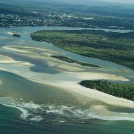 Aerial view, Noosa River mouth and Bar, Noosa Heads, 26 April 2005