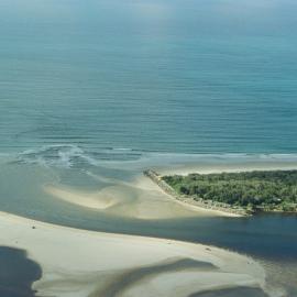 Aerial view, Noosa River mouth and Bar, Noosa Heads, 26 April 2005