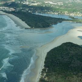 Aerial view, Noosa River mouth and Bar, Noosa Heads, 26 April 2005