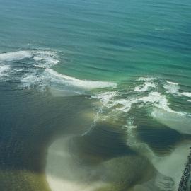 Aerial view, Noosa River mouth and Bar, Noosa Heads, 26 April 2005