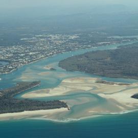 Aerial view, Noosa River mouth and Bar, Noosa Heads, 31 July 2007