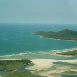 Aerial view, Noosa River mouth and Bar, Noosa Heads, 7 October 2006