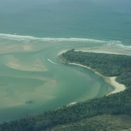 Aerial view, Noosa River mouth and Bar, Noosa Heads, 10 April 2005