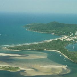 Aerial view, Noosa River mouth and Bar, Noosa Heads, 17 December 2005