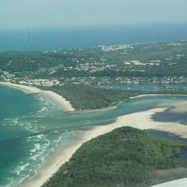 Aerial view, Noosa River mouth and Bar, Noosa Heads, 17 December 2005