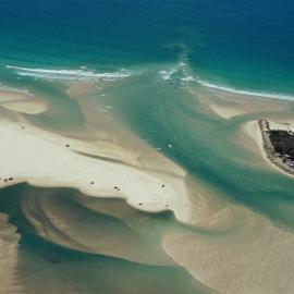 Aerial view, Noosa River mouth and Bar, Noosa Heads, 18 September 2005