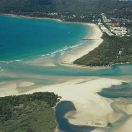Aerial view, Noosa River mouth and Bar, Noosa Heads, 18 September 2005