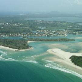 Aerial view, Noosa River mouth and Bar, Noosa Heads, 19 October 2005
