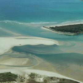 Aerial view, Noosa River mouth and Bar, Noosa Heads, 19 October 2005