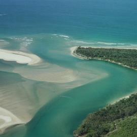 Aerial view, Noosa River mouth and Bar, Noosa Heads, 19 October 2005