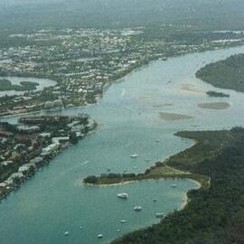 Aerial view, Noosa River, Noosa Heads, 20 December 2006