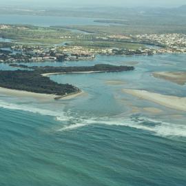 Aerial view, Noosa River mouth and Bar, Noosa Heads, 27 July 2005