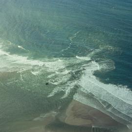 Aerial view, Noosa River mouth and Bar, Noosa Heads, 27 July 2005