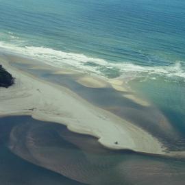 Aerial view, Noosa River mouth and Bar, Noosa Heads, 27 July 2005