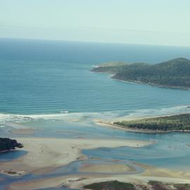 Aerial view, Noosa River mouth and Bar, Noosa Heads, 27 July 2005