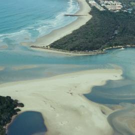 Aerial view, Noosa River mouth and Bar, Noosa Heads, 27 July 2005