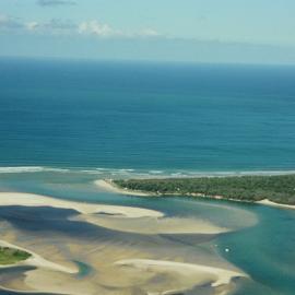 Aerial view, Noosa River mouth and Bar, Noosa Heads, 30 January 2006