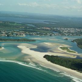 Aerial view, Noosa River mouth and Bar, Noosa Heads, 30 January 2006