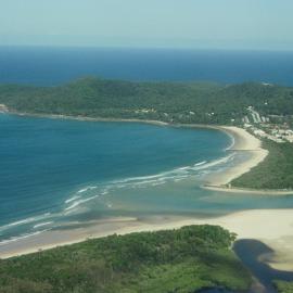 Aerial view, Noosa River mouth and Bar, Noosa Heads, 30 January 2006