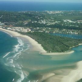 Aerial view, Noosa River mouth and Bar, Noosa Heads, 30 January 2006
