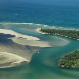 Aerial view, Noosa River mouth and Bar, Noosa Heads, 30 January 2006