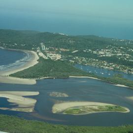 Aerial view, Noosa River mouth and Bar, Noosa Heads, 1 March 2004