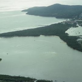 Aerial view, Noosa River mouth and Bar, Noosa Heads, 1 March 2004