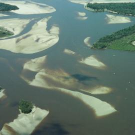 Aerial view, Noosa River, Noosa Heads, 10 September 2007