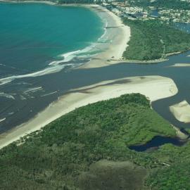 Aerial view, Noosa River mouth and Bar, Noosa Heads, 10 September 2007