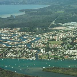 Aerial view, Noosaville, 16 October 2007