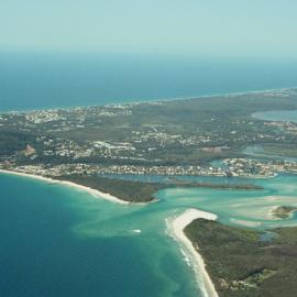 Aerial view, Noosa River mouth and Bar, Noosa Heads, 16 October 2007