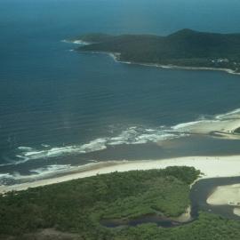Aerial view, Noosa River mouth and Bar, Noosa Heads, 20 January 2008