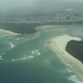 Aerial view, Noosa River mouth and Bar, Noosa Heads, 20 December 2007