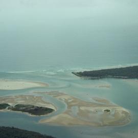 Aerial view, Noosa River mouth and Bar, Noosa Heads, 20 December 2007