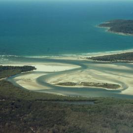 Aerial view, Noosa River mouth and Bar, Noosa Heads, 25 September 2007