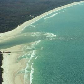 Aerial view, Noosa River mouth and Bar, Noosa Heads, 25 September 2007