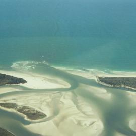Aerial view, Noosa River mouth and Bar, Noosa Heads, 25 September 2007