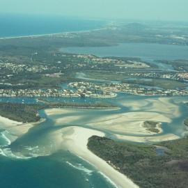 Aerial view, Noosa River mouth and Bar, Noosa Heads, 25 September 2007