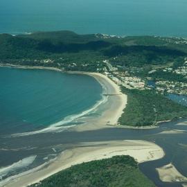 Aerial view, Noosa River mouth and Bar, Noosa Heads, 28 August 2007