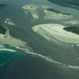 Aerial view, Noosa River mouth and Bar, Noosa Heads, 28 August 2007
